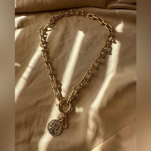 ANTHROPOLOGY BRAND NEW Graduated Link Gold Charm Necklace Brand New - Picture 7 of 11